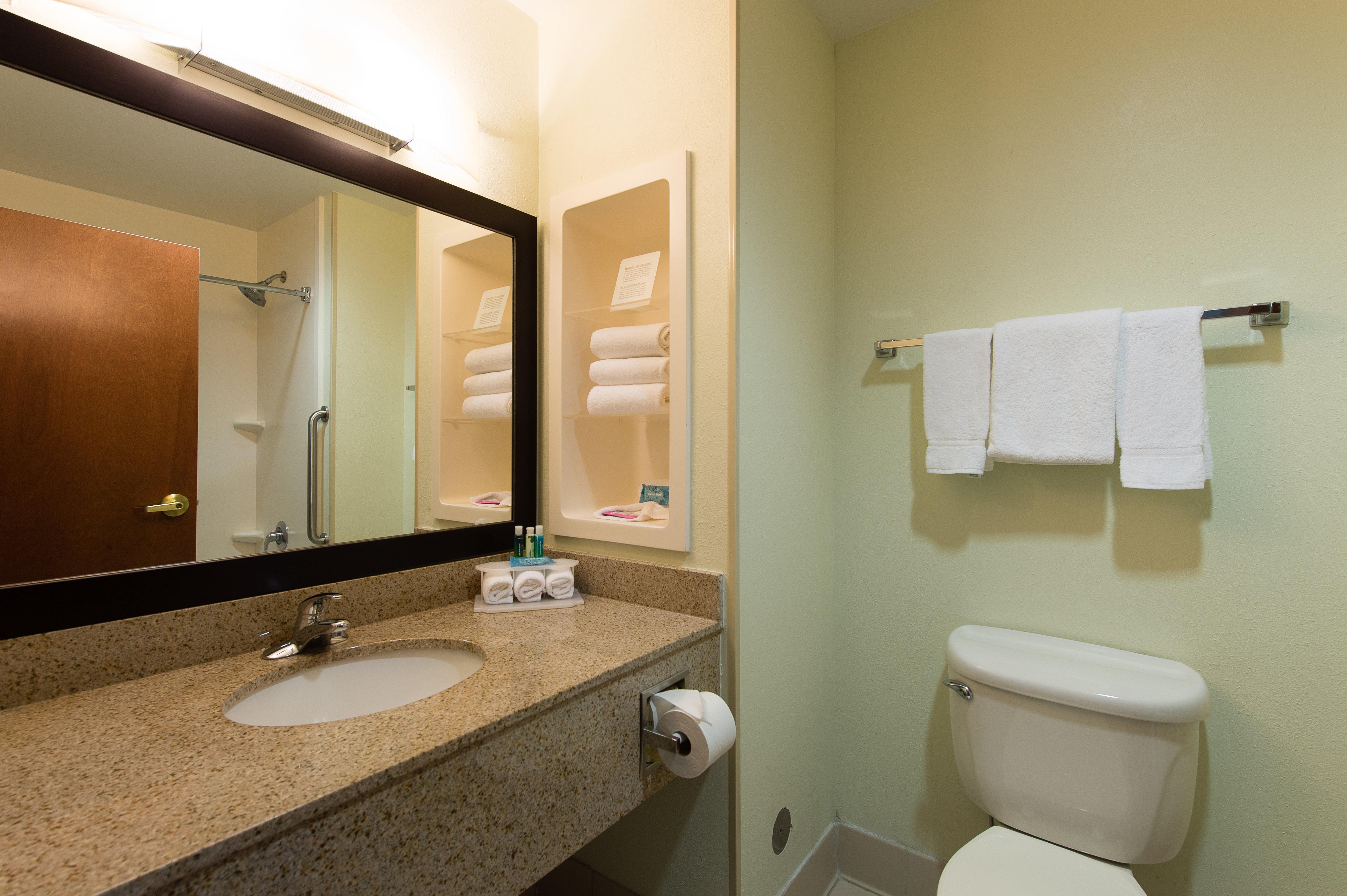 Holiday Inn Express & Suites Walterboro By Ihg Exterior photo