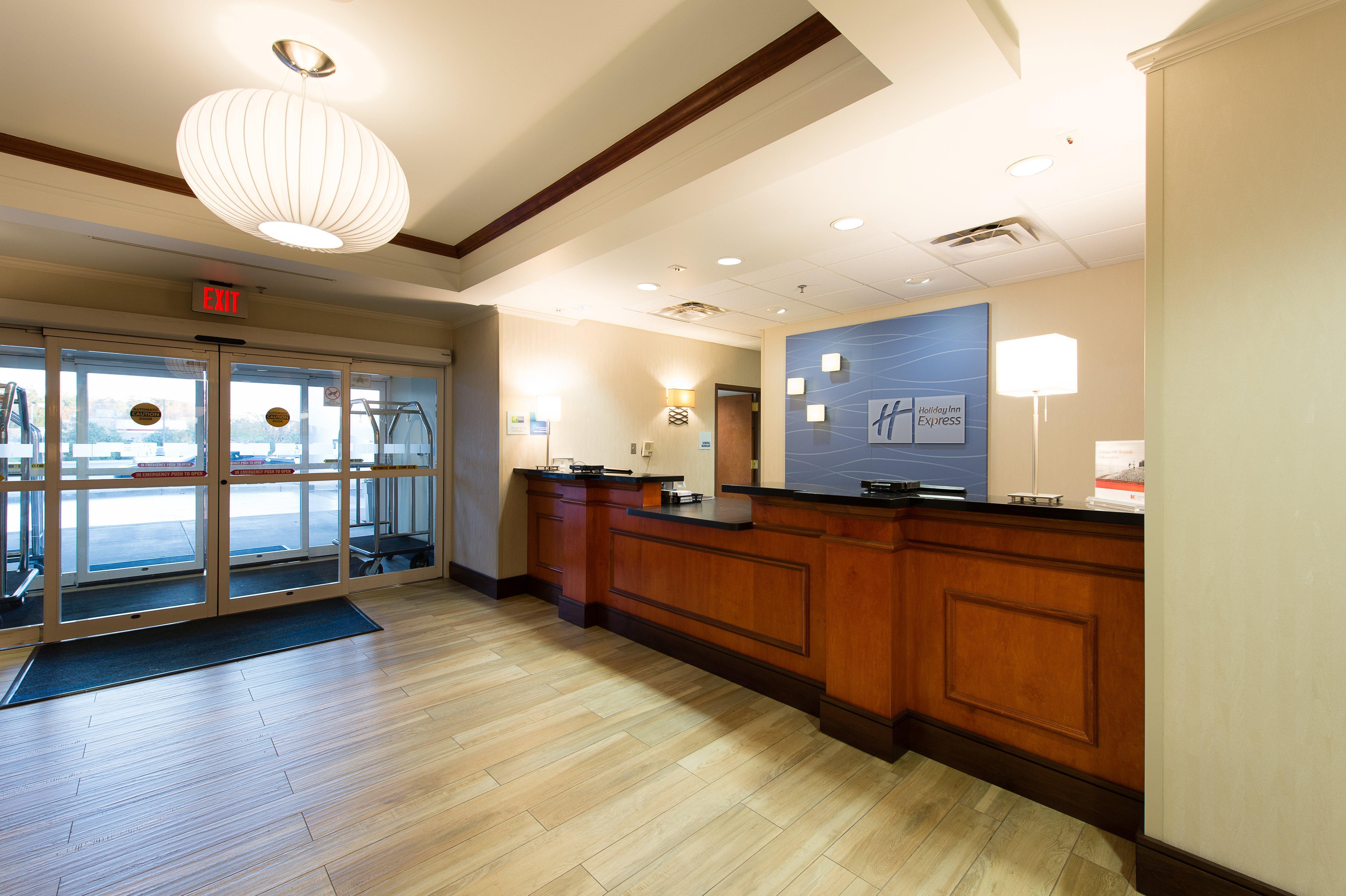 Holiday Inn Express & Suites Walterboro By Ihg Exterior photo